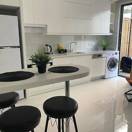 Camelia 1 Brand New With Terrass On Cleopatra Apartman Alanya